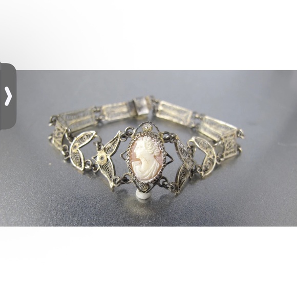 Jewelry - Beautiful RARE Vintage/ Antique Elegant 800 Silver Cameo Bracelet